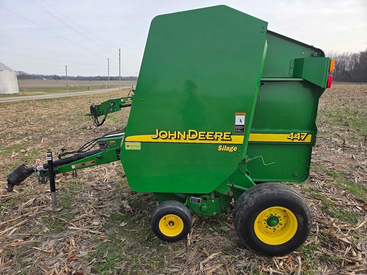 john-deere-447-image-30