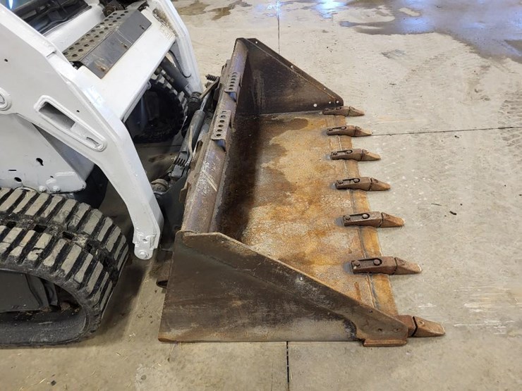 2012-bobcat-t190-image-31