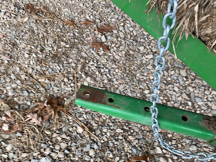 john-deere-337-image-29