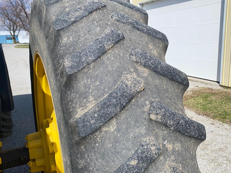 1998-john-deere-8300-image-72