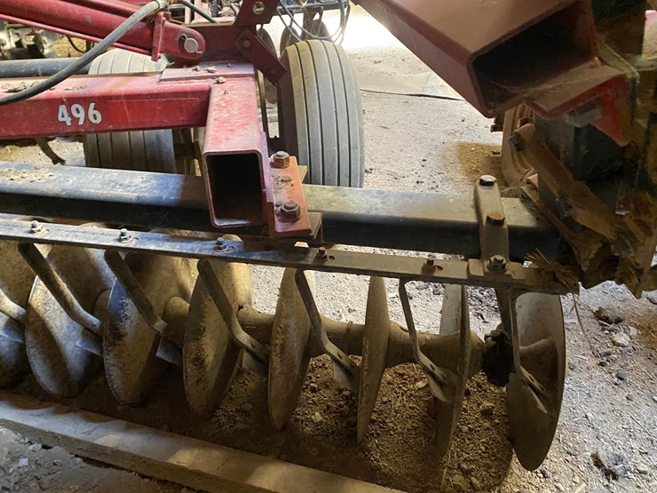 international-490-image-3