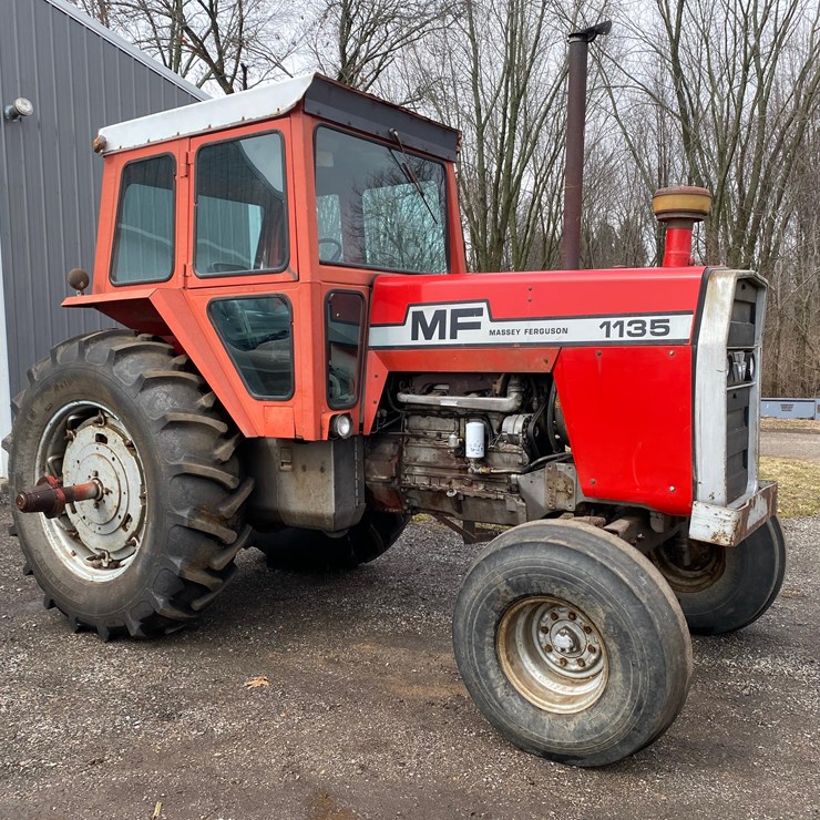 MASSEY-FERGUSON 1135