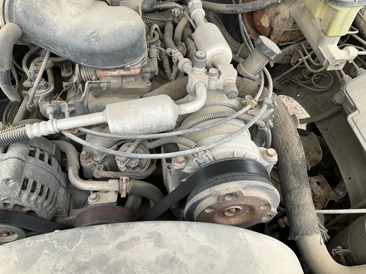 1996-chevrolet-k2500-image-48