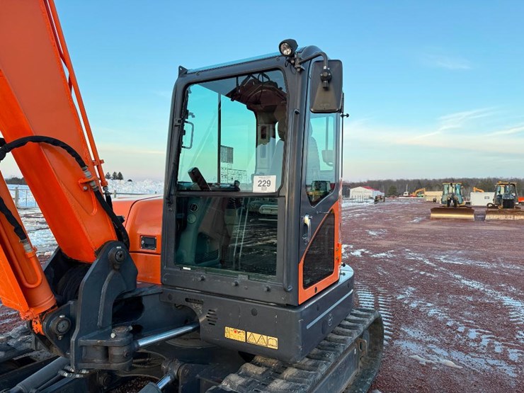 doosan-dx85r-3-image-25