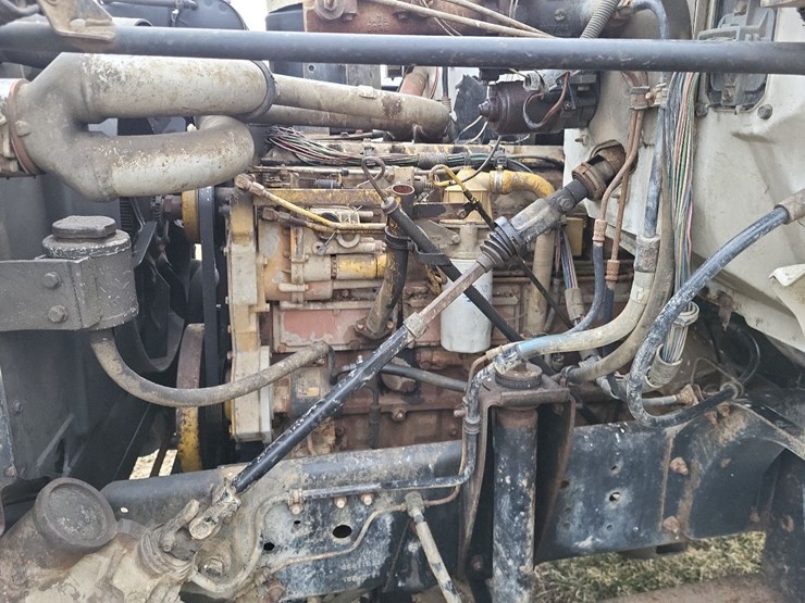 1991-gmc-kodiak-c6h042-single-axle-truck---blown-engine-image-39