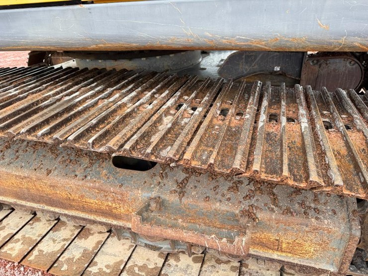 volvo-ec220dl-image-11