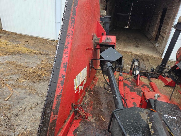 bush-hog-2715-image-8