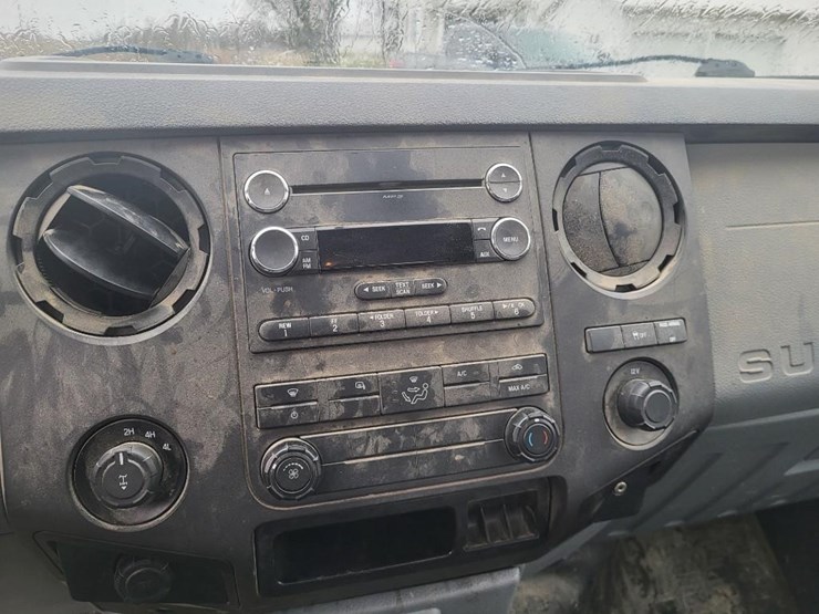 2015-ford-f250-xl-image-45