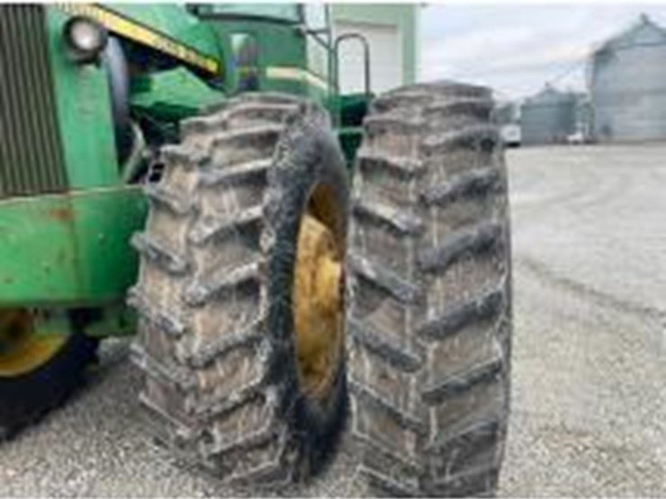 john-deere-8640-image-3