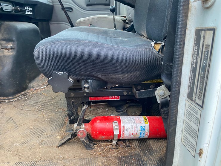 1998-case-ih-4900-image-43