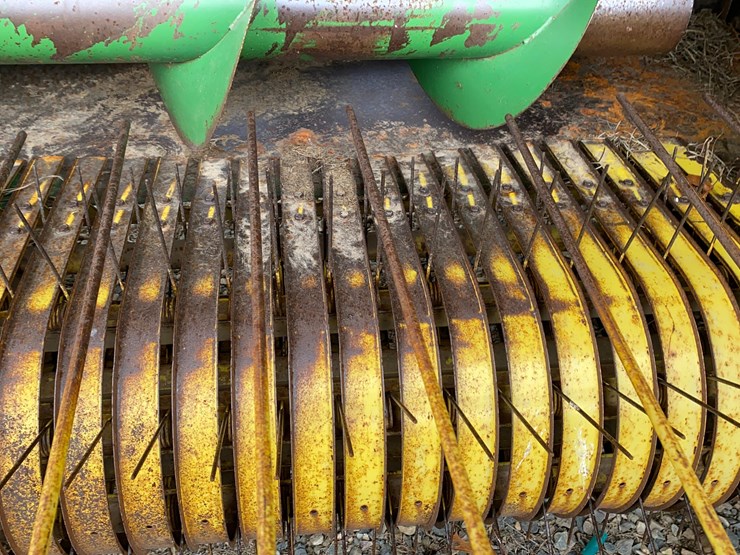 john-deere-337-image-25