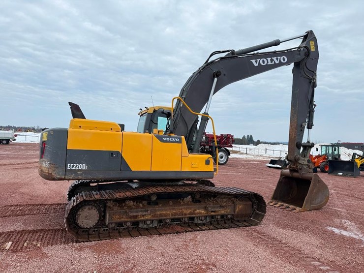 volvo-ec220dl-image-3