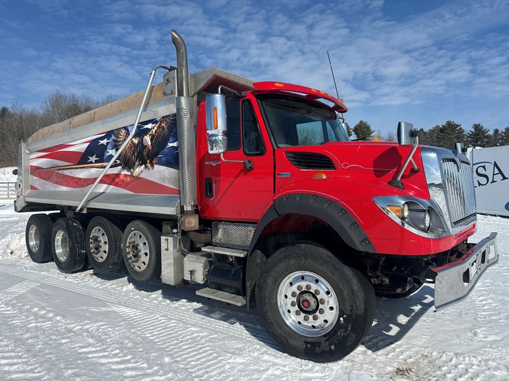 2012-international-7600-image-7