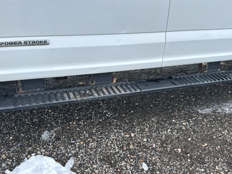 2019-ford-f350-image-42