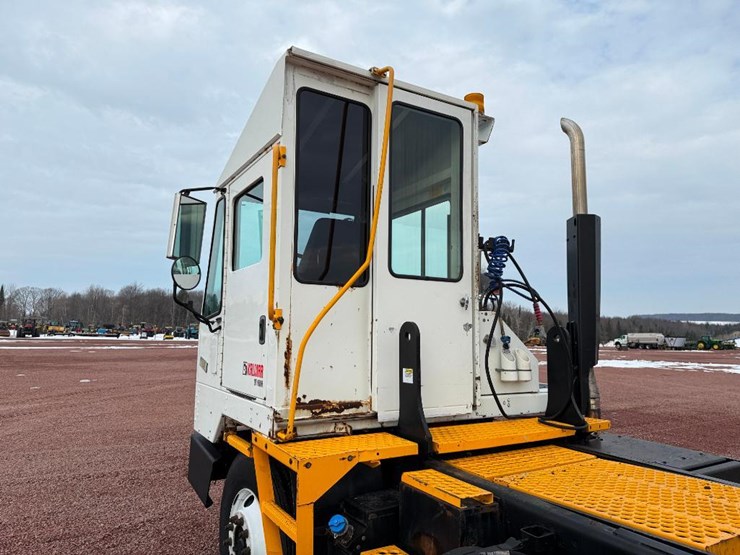 2013-kalmar-ottawa-4x2-image-26