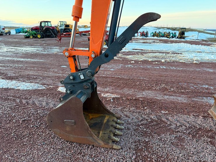 doosan-dx85r-3-image-39