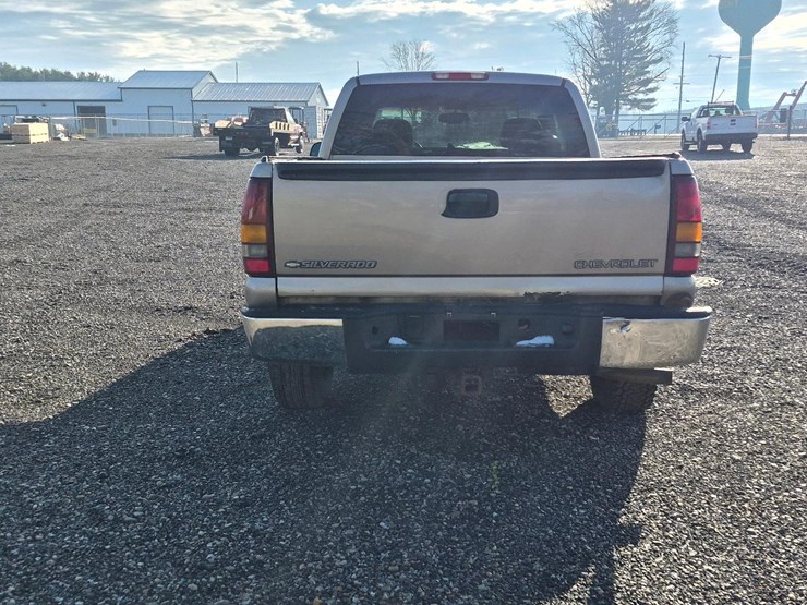 2002-chevrolet-1500-image-4