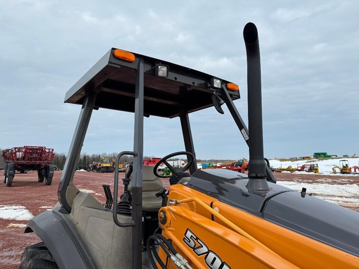 case-570n-xt-image-13