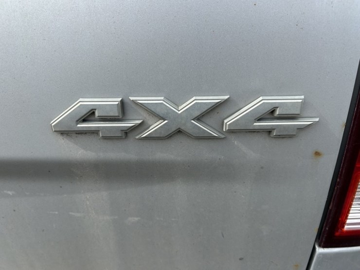 2013-dodge-1500-image-11