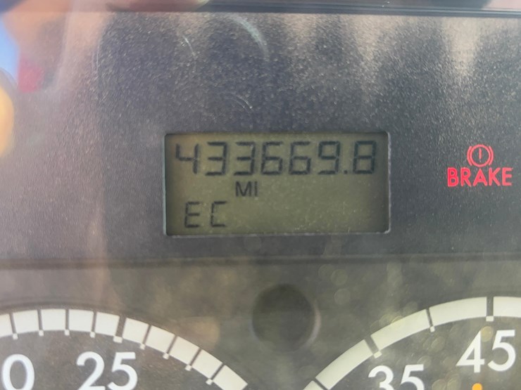 2003-sterling-lt9500-image-20