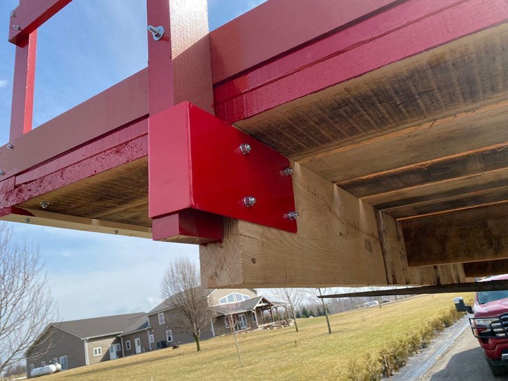 new---8’-x-16’-native-wood-hay-rack-with-standard-image-19