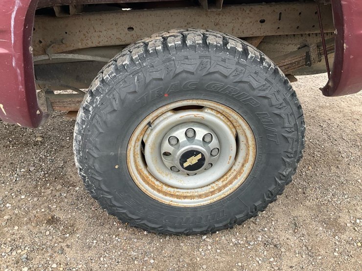 1996-chevrolet-k2500-image-20