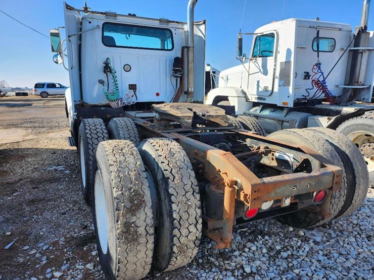 1997-cummins-m11-image-13