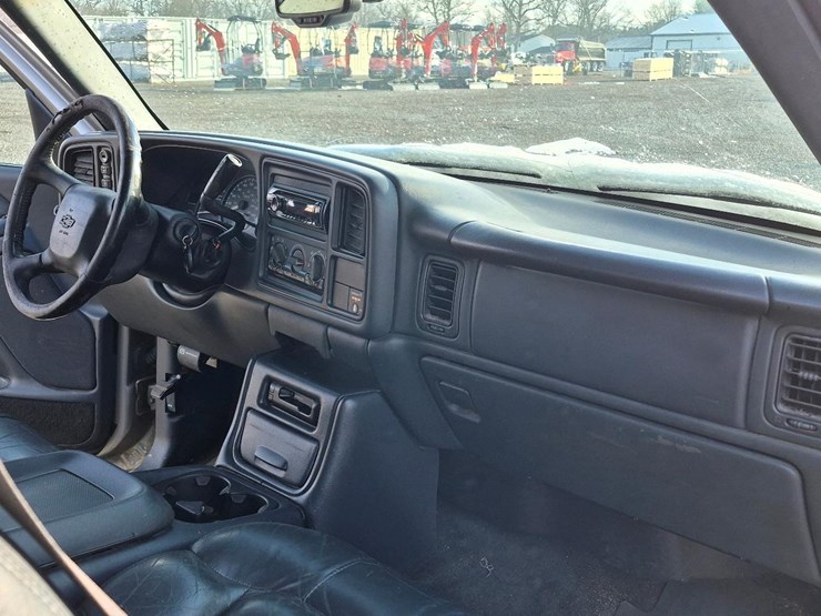 2002-chevrolet-1500-image-42