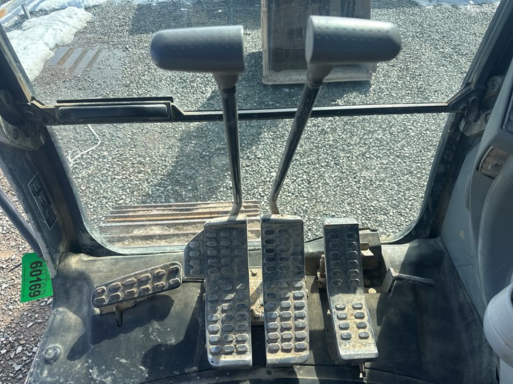 deere-350g-lc-image-45