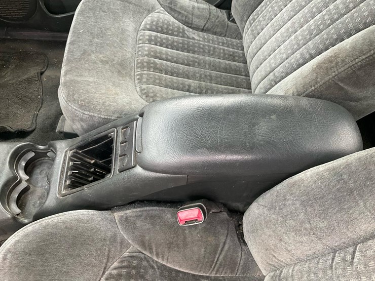 2000-chevrolet-s10-image-68