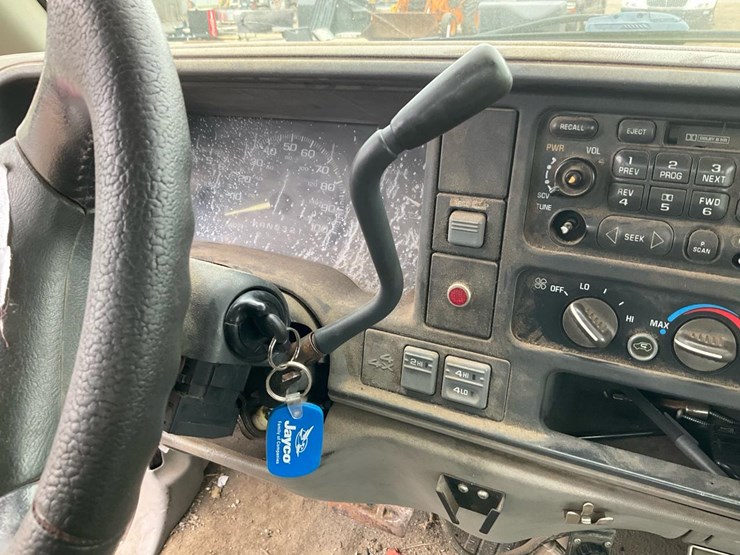 1996-chevrolet-k2500-image-62