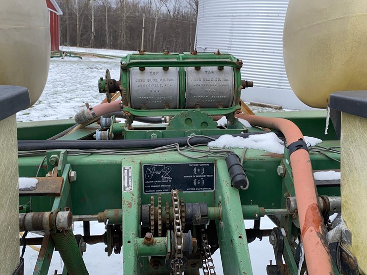 john-deere-7000-image-16