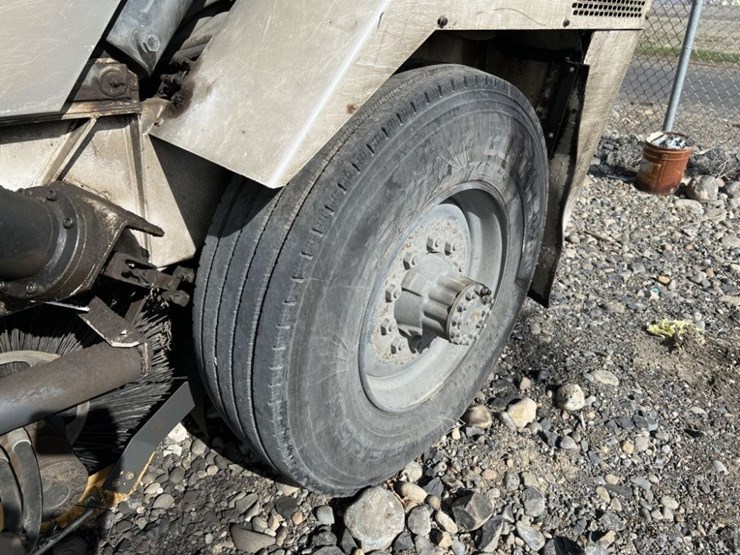 2008-johnston-4000-image-28