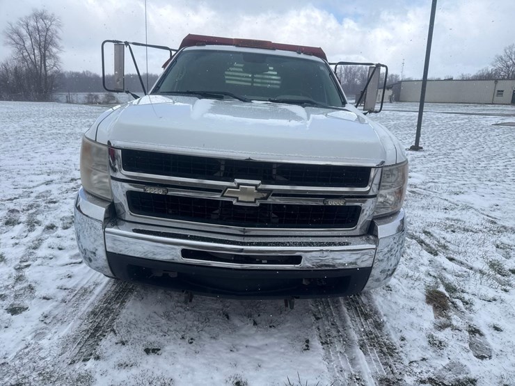 chevrolet-3500-image-3