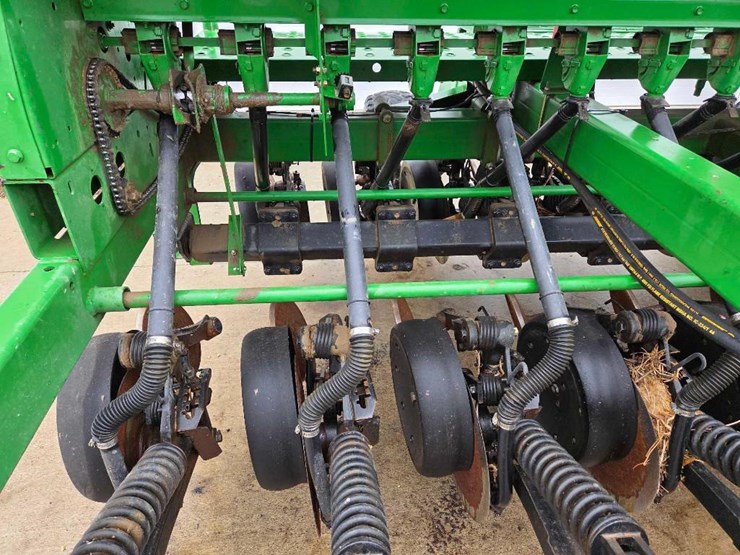 john-deere-1590-image-9