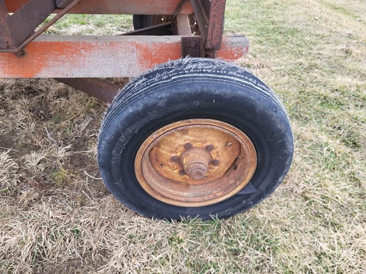 hopper-wagon-w/john-deere-running-gear-image-17