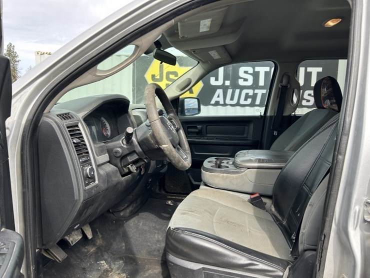 2013-dodge-1500-image-12