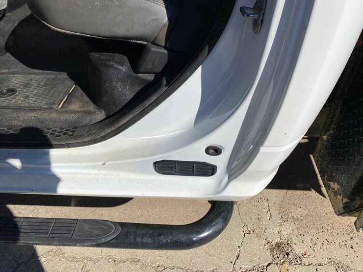 2018-dodge-2500-image-23