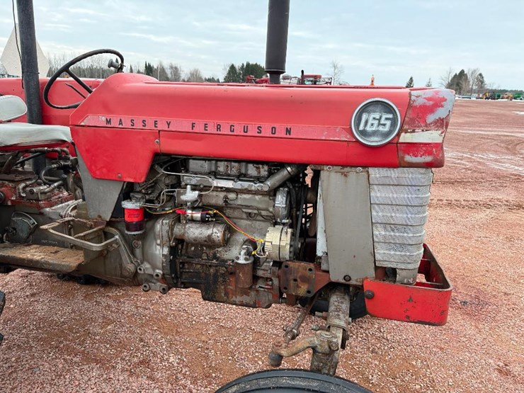 massey-ferguson-165-image-17
