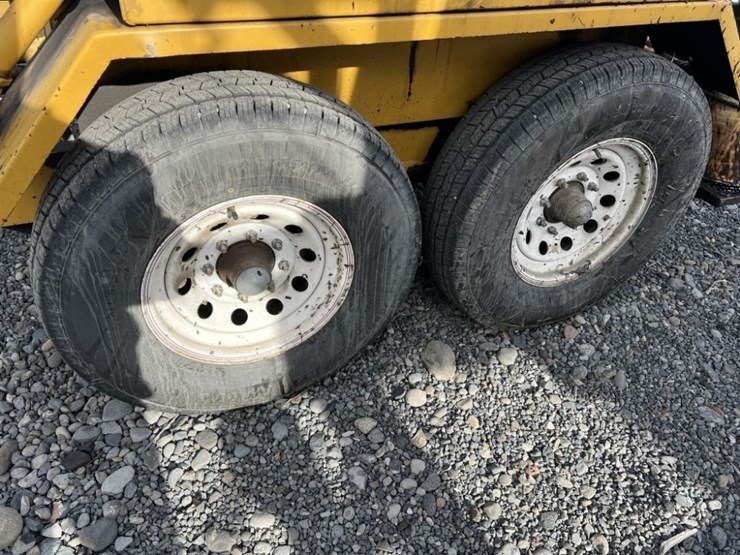 2013-bear-cat-bk250-towable-asphalt-crack-sealer-image-22