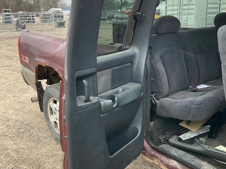 1999-chevrolet-k1500-image-75