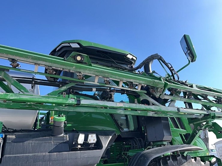 2023-john-deere-410r-image-47