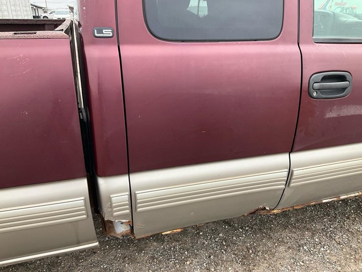 1999-chevrolet-k1500-image-40