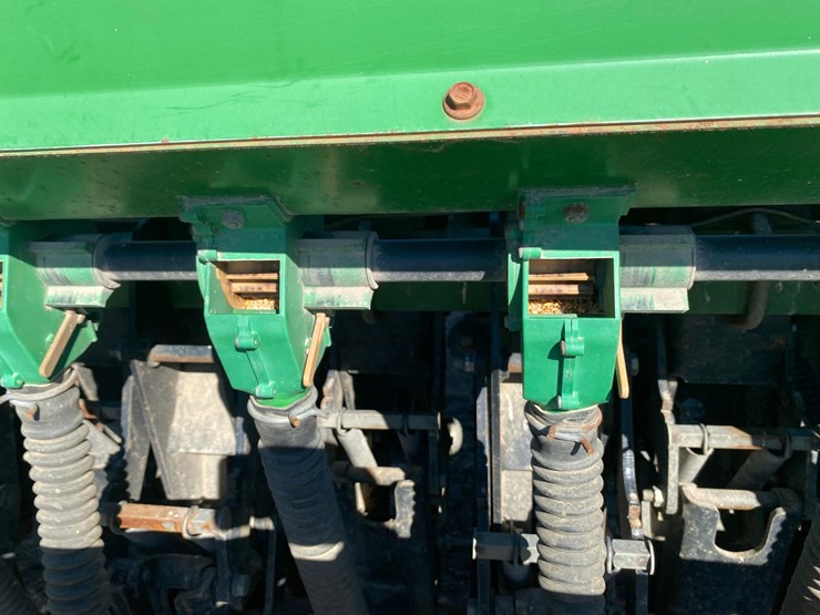 great-plains-solid-stand-30-image-68