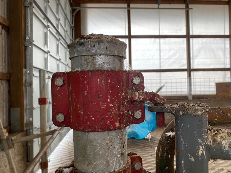 3-head-locker-on-hinges-image-10