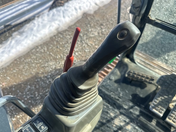 deere-350g-lc-image-46