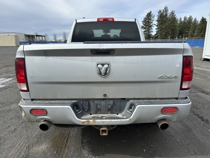 2013-dodge-1500-image-4