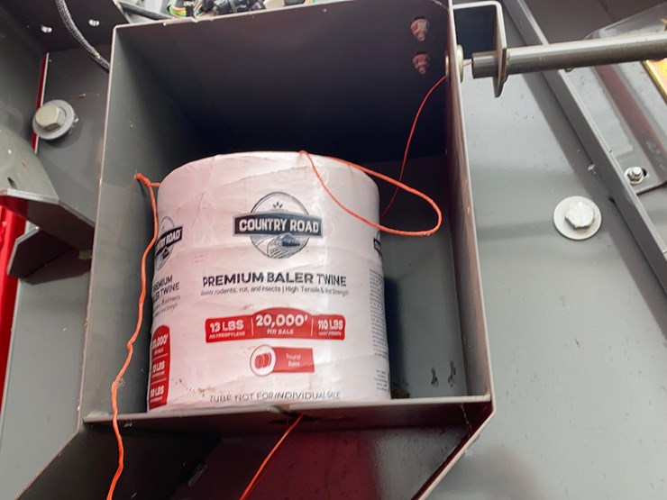 2024-massey-ferguson-1745d-image-33