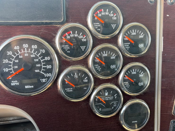 2013-western-star-4900-image-37