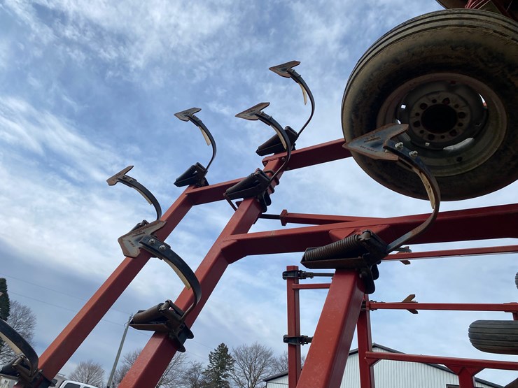 case-ih-4300-image-23